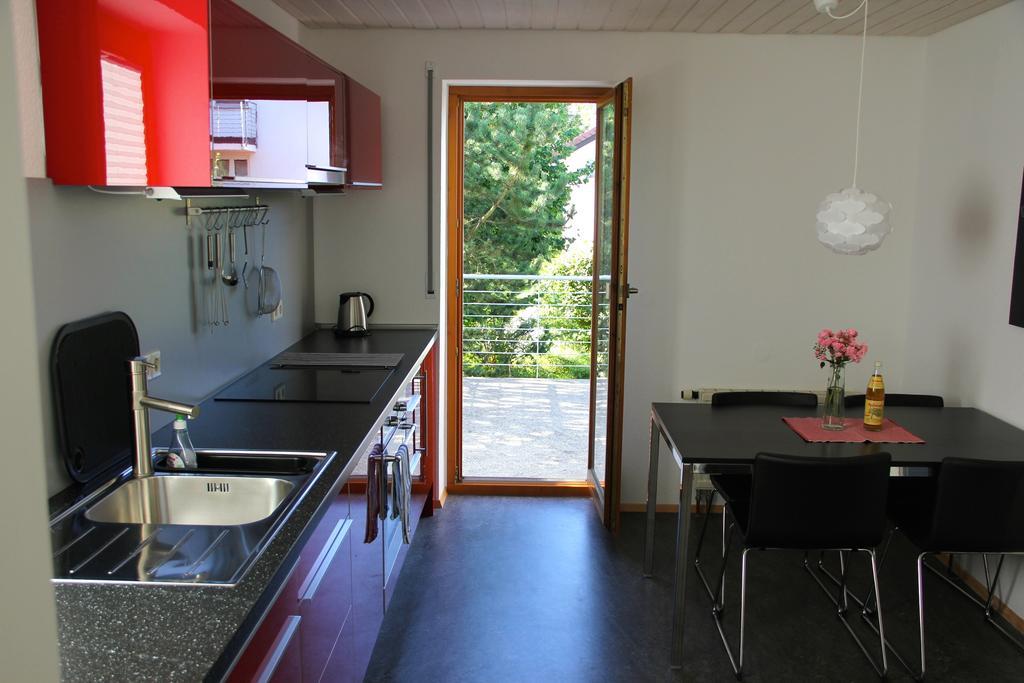 Ferienwohnung Blütenweg Kluftern Friedrichshafen Habitación foto