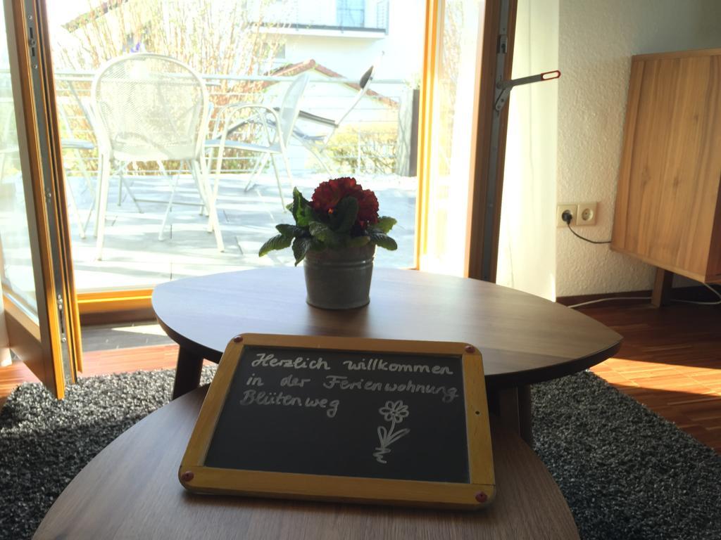 Ferienwohnung Blütenweg Kluftern Friedrichshafen Habitación foto